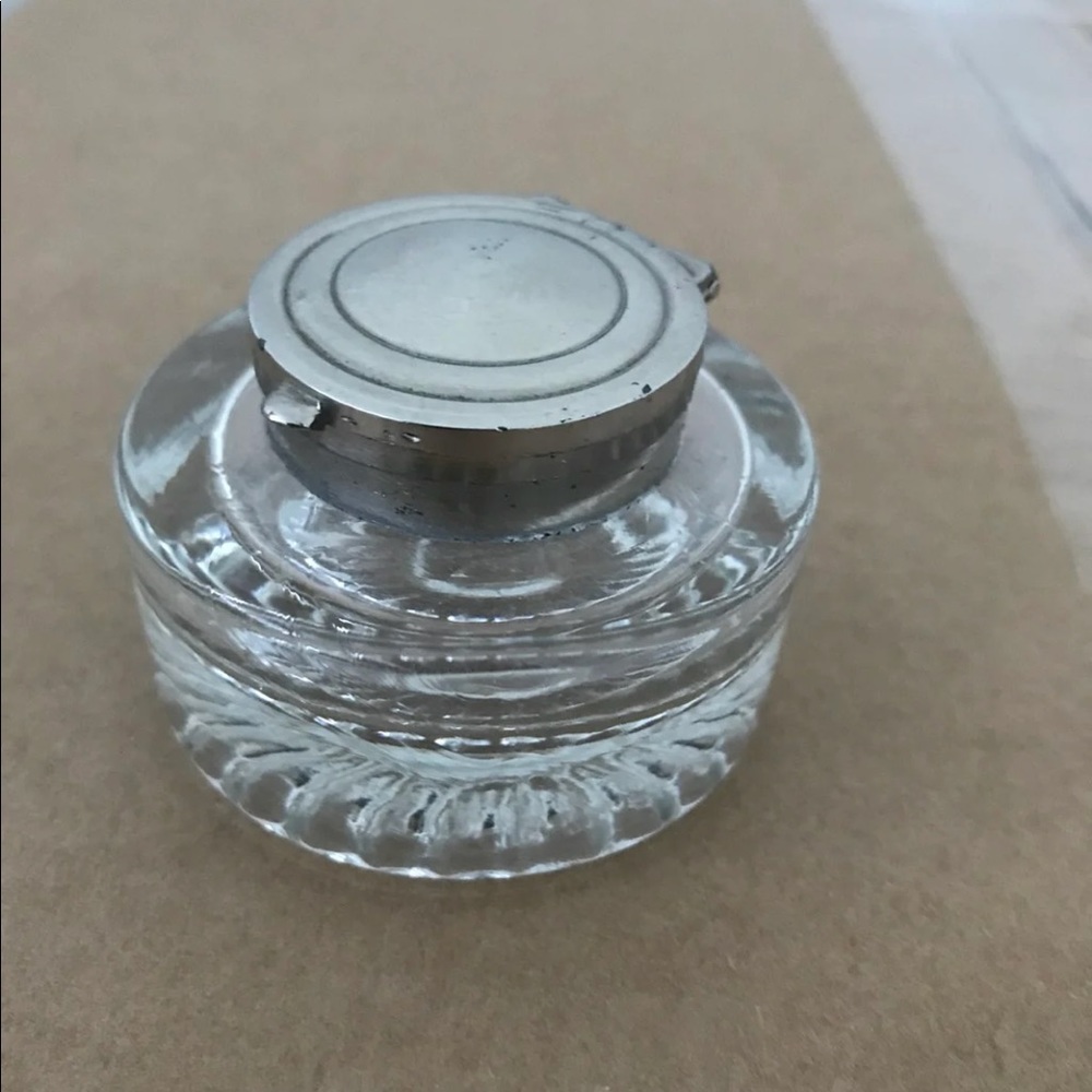 Trio of glass and silver vintage inkwells - Picture 6 of 6